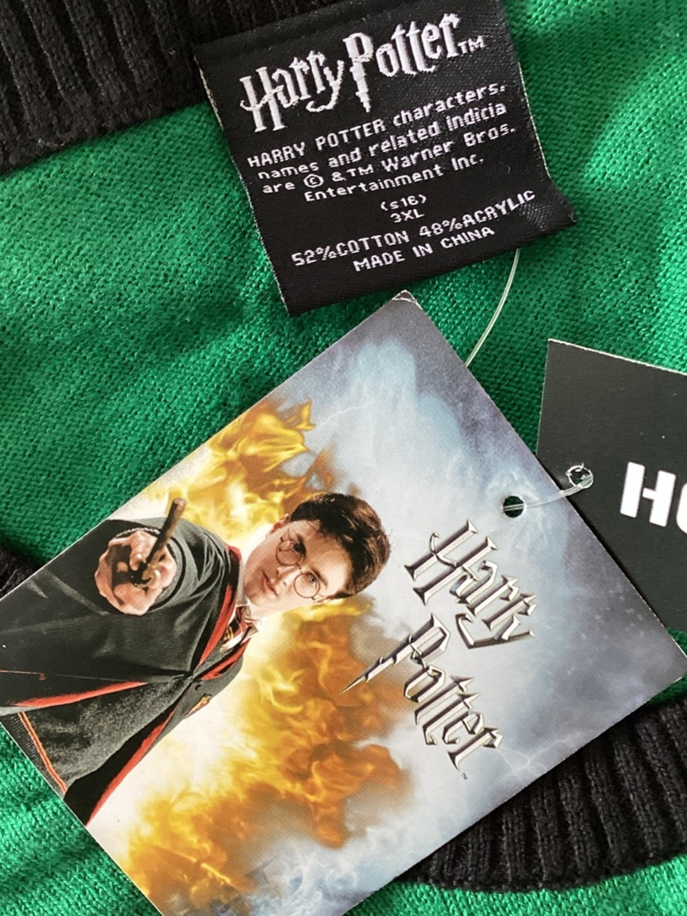 Hot Topic/ Harry Potter Sweater - Picture 2 of 5